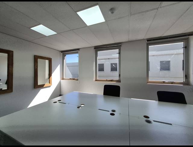 60M² OFFICE TO LET IN ROSEBANK